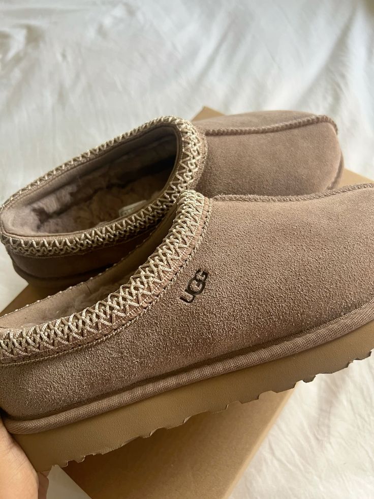 Tasman up close — suede upper and sheepskin lining.
